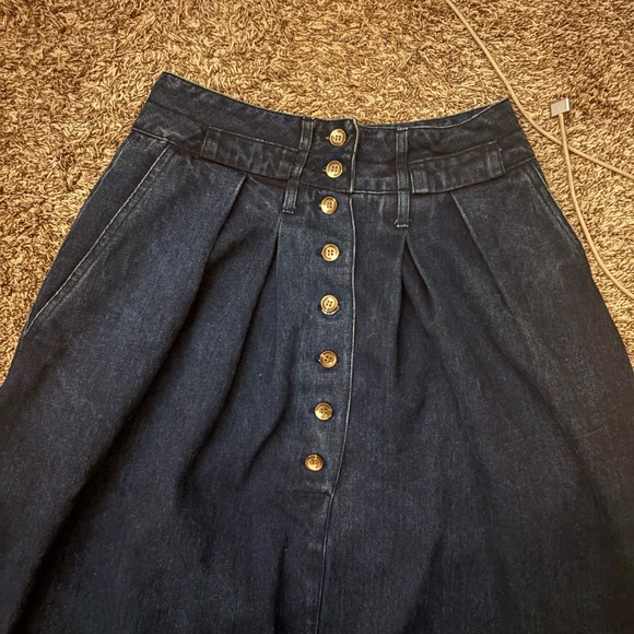 90s Grunge Denim Button-Front Skirt - Picture 2 of 4